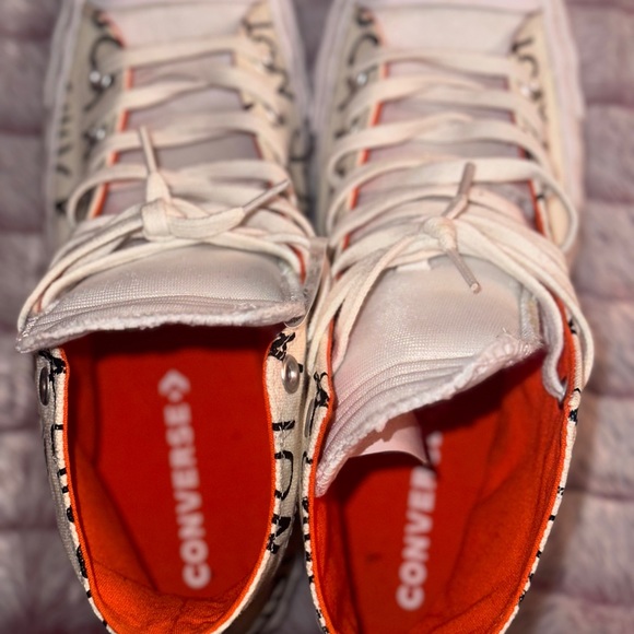 Converse UNT1TL3D (Men’s Size: 9.5)
Not a Chuck White - Picture 3 of 4